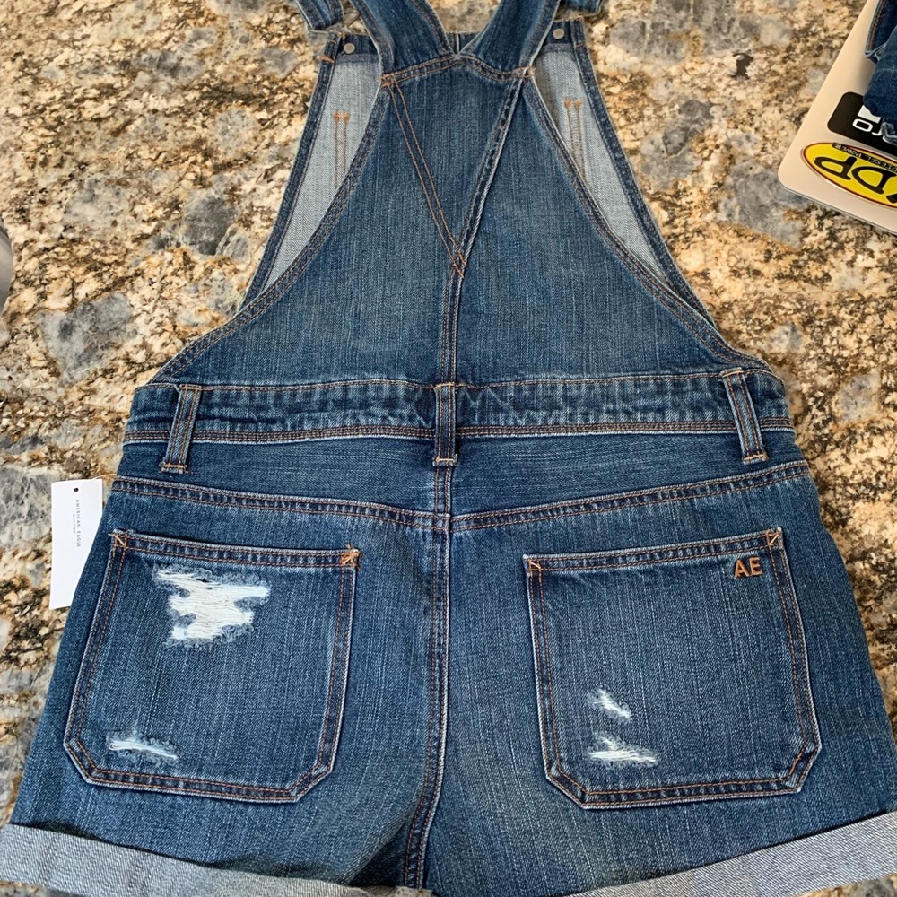 american eagle shorts / overalls